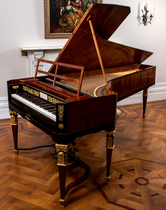 Grand Piano by Fritz